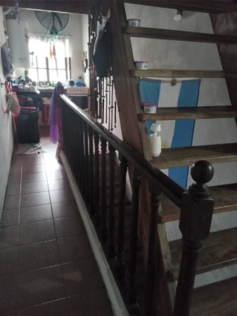 Casa tipo chalet en dos plantas apta para dos familias
