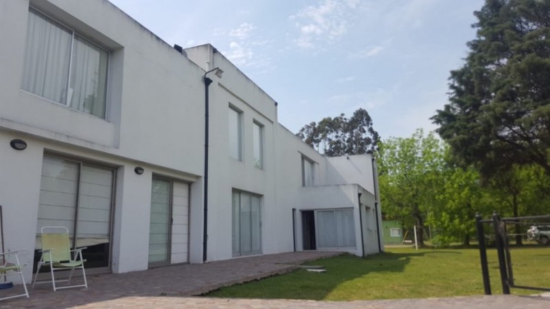 Maravillosa Casa en venta en dos lotes - Parque de las Naciones