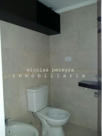 Alquiler de Hermoso dpto 2 ambientes con Cochera