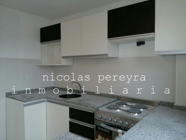Alquiler de Hermoso dpto 2 ambientes con Cochera