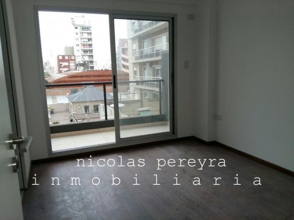 Alquiler de Hermoso dpto 2 ambientes con Cochera