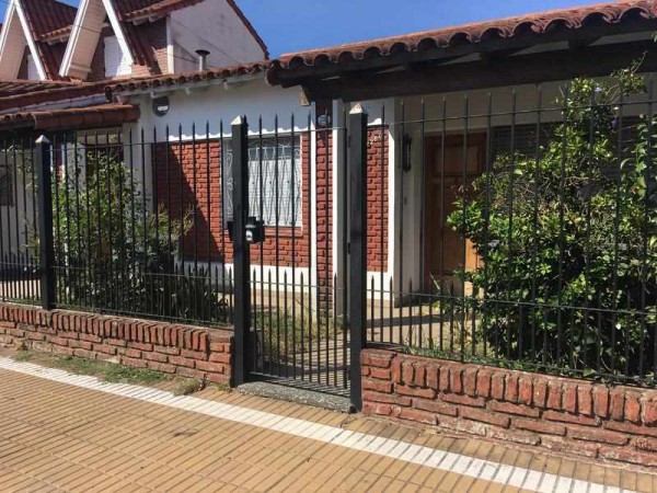 RETASADA LINDO CHALET EN BARRIO NUEVO