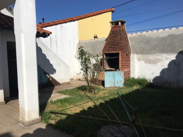 RETASADA LINDO CHALET EN BARRIO NUEVO