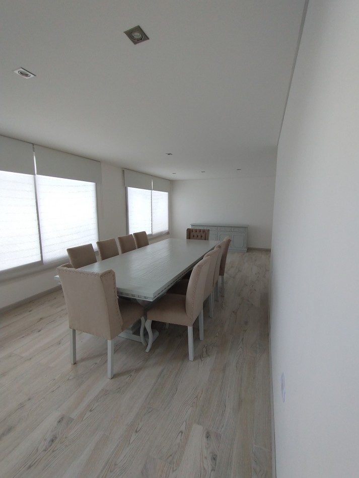 Maravillosa Casa en venta en dos lotes - Parque de las Naciones