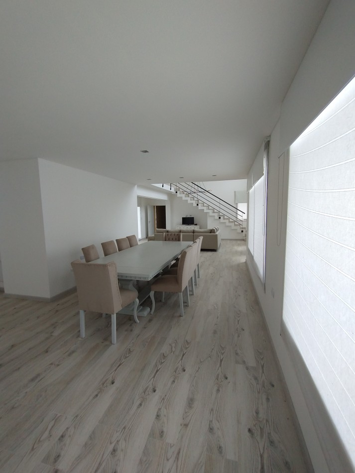 Maravillosa Casa en venta en dos lotes - Parque de las Naciones