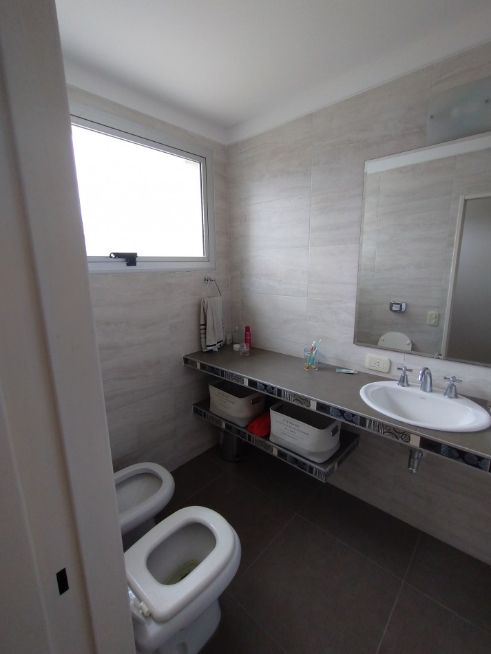 Maravillosa Casa en venta en dos lotes - Parque de las Naciones