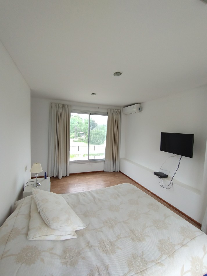 Maravillosa Casa en venta en dos lotes - Parque de las Naciones