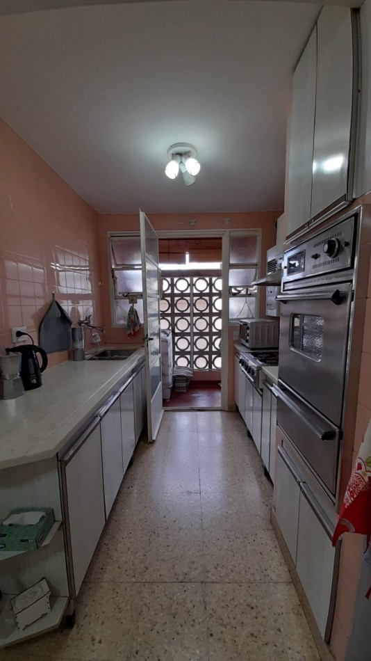 OPORTUNIDAD /DEPTO 4 AMB CON COCHERA