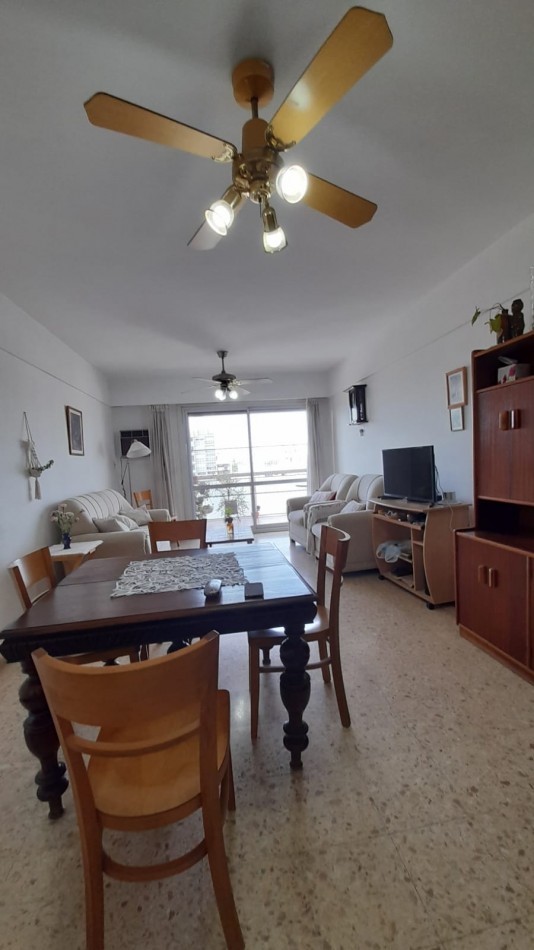 OPORTUNIDAD /DEPTO 4 AMB CON COCHERA