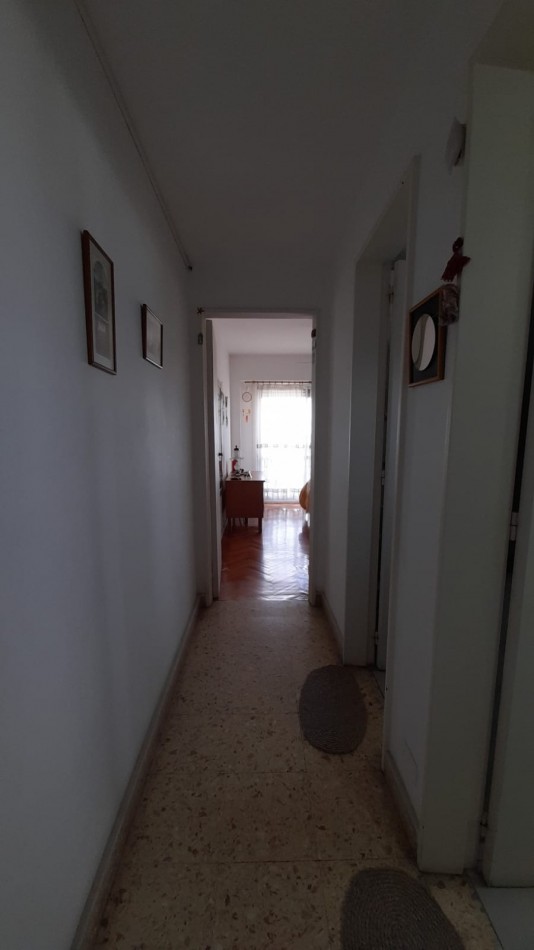 OPORTUNIDAD /DEPTO 4 AMB CON COCHERA