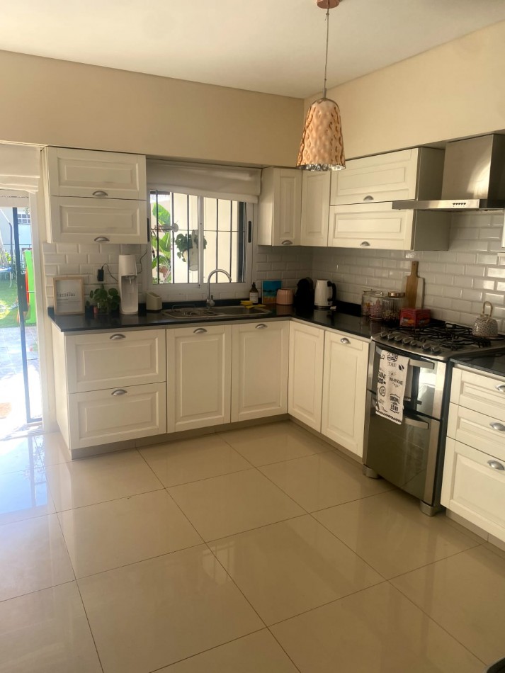 MARAVILLOSA CASA 4 AMBIENTES