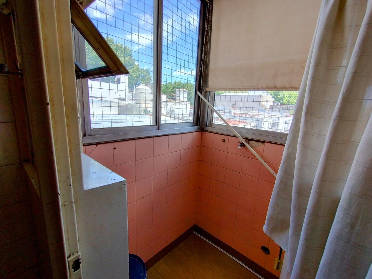 OPORTUNIDAD RETASADO DEPTO 3 AMBIENTES C/ COCHERA