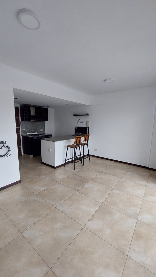 ALQUILER MONOAMBIENTE-SIN COCHERA-