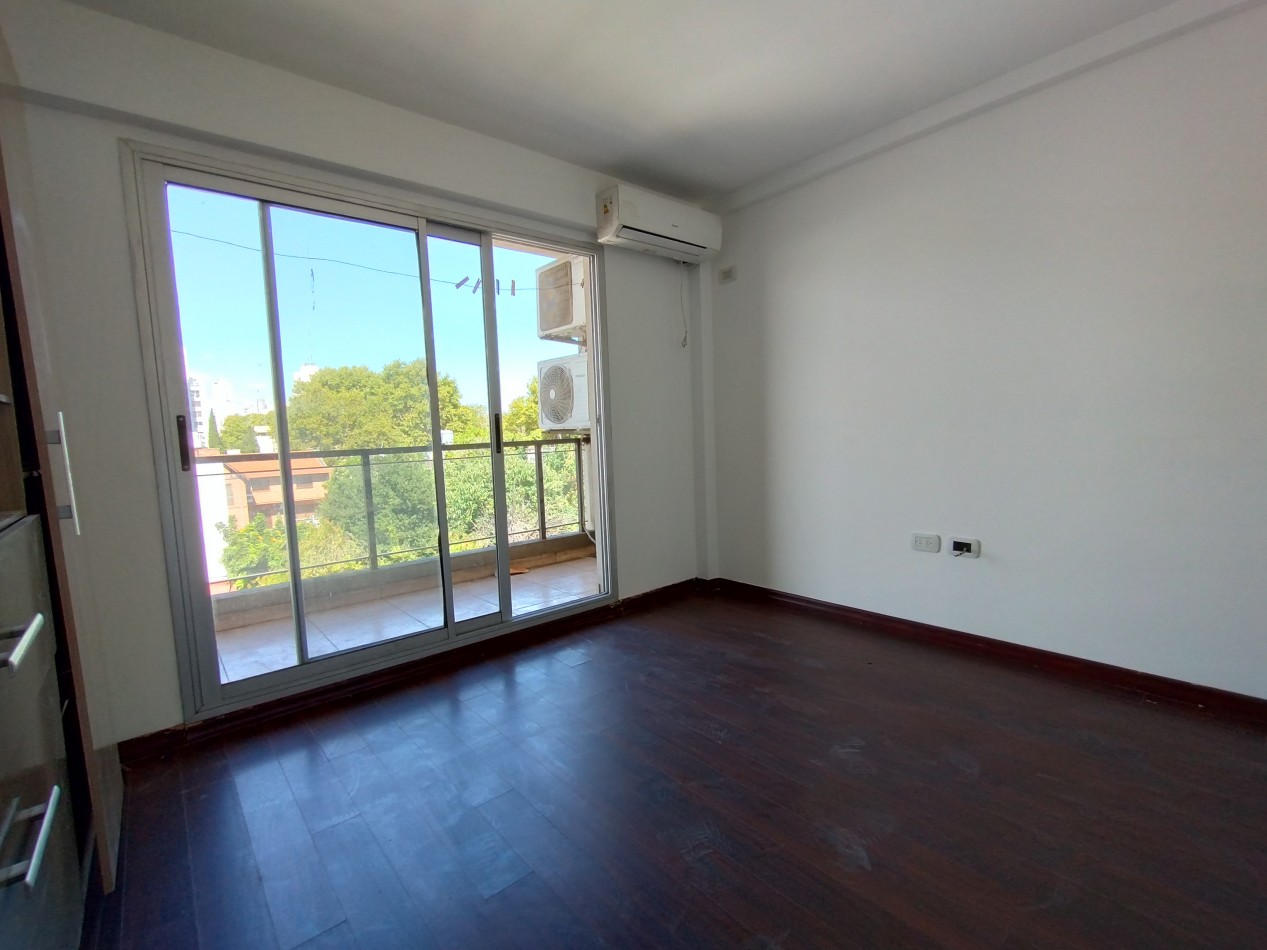 OPORTUNIDAD!! HERMOSO DPTO 2 AMBIENTES CON COCHERA Y TERRAZA PROPIA