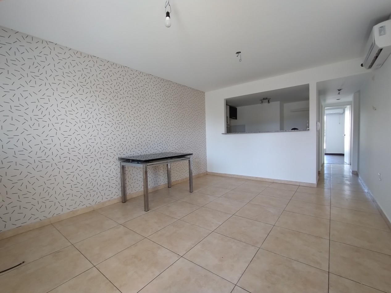 OPORTUNIDAD!! HERMOSO DPTO 2 AMBIENTES CON COCHERA Y TERRAZA PROPIA