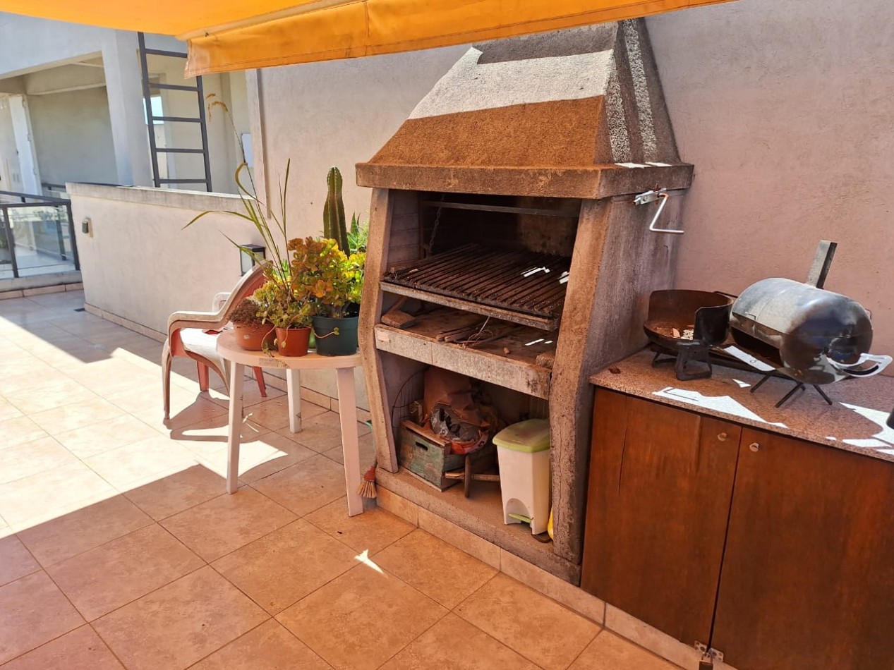 OPORTUNIDAD!! HERMOSO DPTO 2 AMBIENTES CON COCHERA Y TERRAZA PROPIA