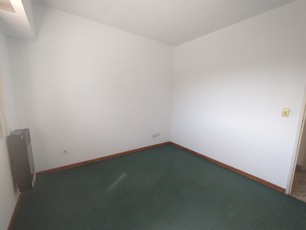 ALQUILER 2 AMBIENTES APTO PROFESIONAL centro de Banfield Alem esq Larroque