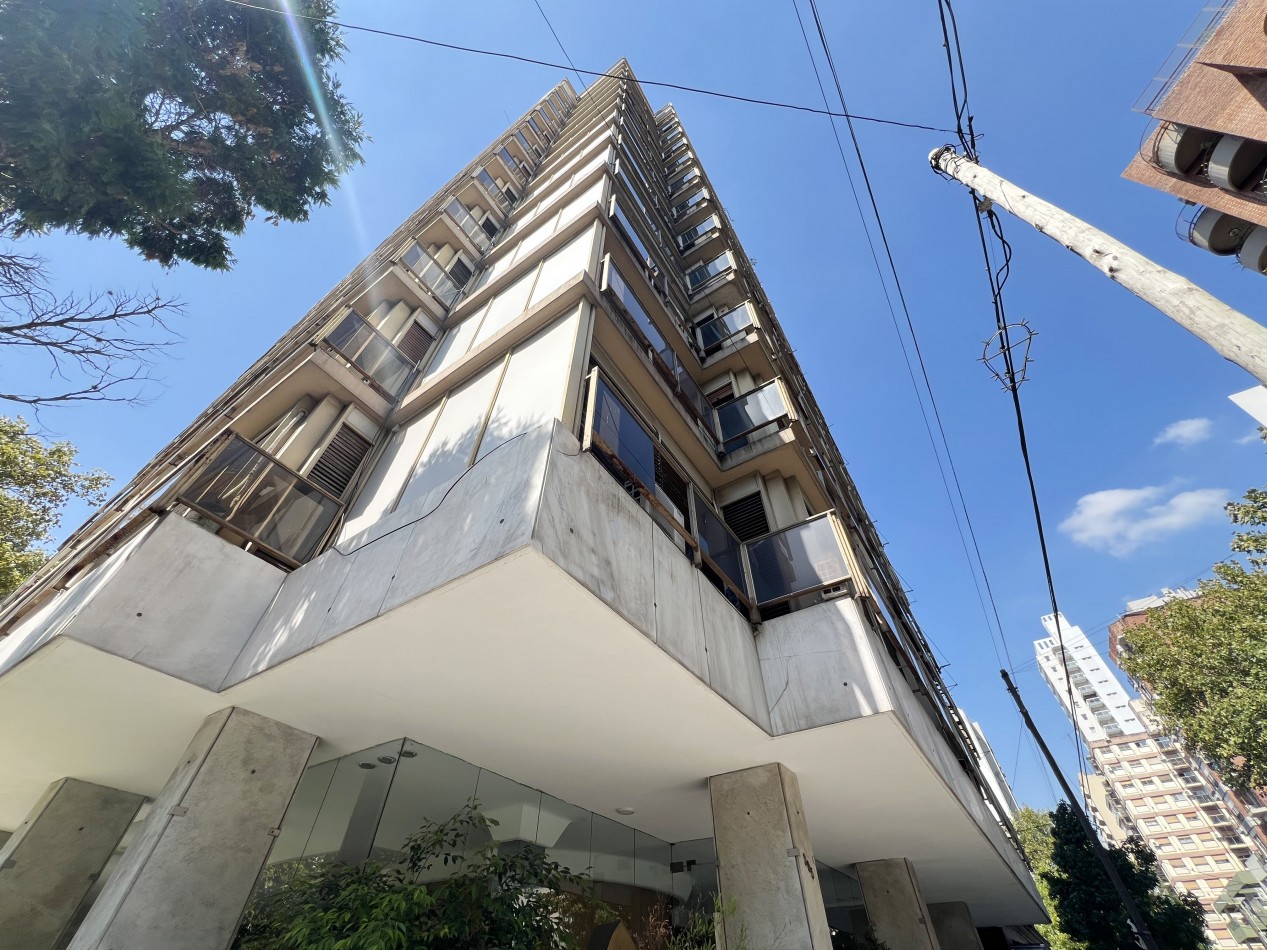 DEPARTAMENTO EXCEPCIONAL 5 AMBIENTES CON COCHERA