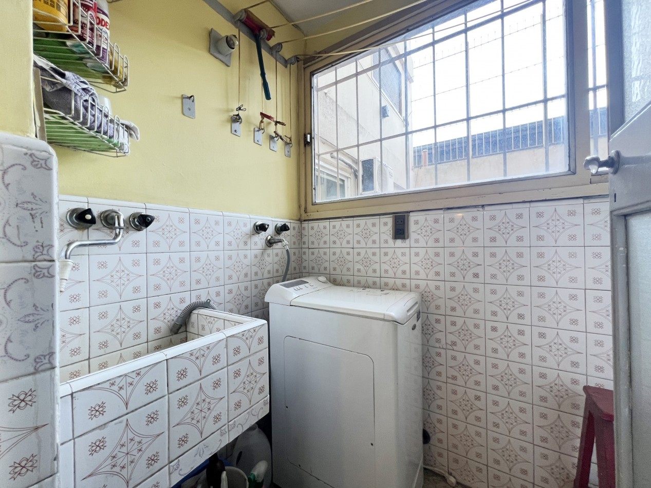 DEPARTAMENTO EXCEPCIONAL 5 AMBIENTES CON COCHERA