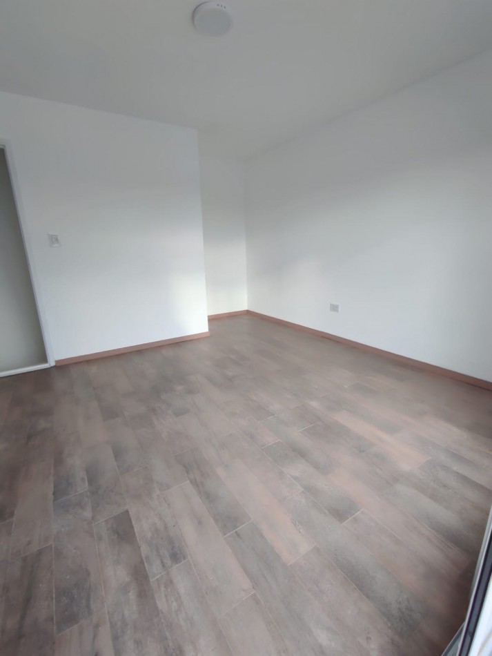 2 AMBIENTES TIPO DUPLEX CON TERRAZA Y BALCON