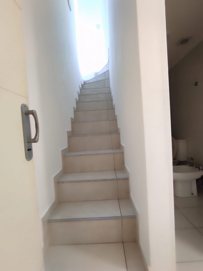 OPORTUNIDAD !! RETASADO 2 AMBIENTES CON TERRAZA Y BALCON