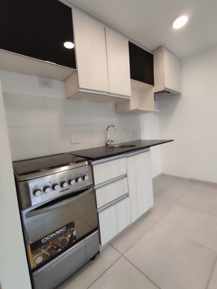 OPORTUNIDAD !! RETASADO 2 AMBIENTES CON TERRAZA Y BALCON