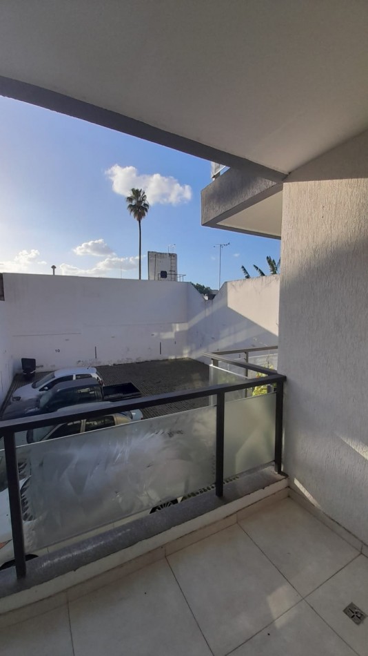 Monoambiente apto vivienda y profesional bolivar 155
