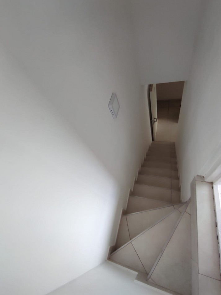 OPORTUNIDAD !! RETASADO 2 AMBIENTES CON TERRAZA Y BALCON