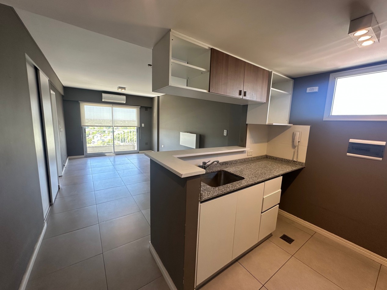 Hermoso departamento de dos ambientes en piso alto lomas de zamora