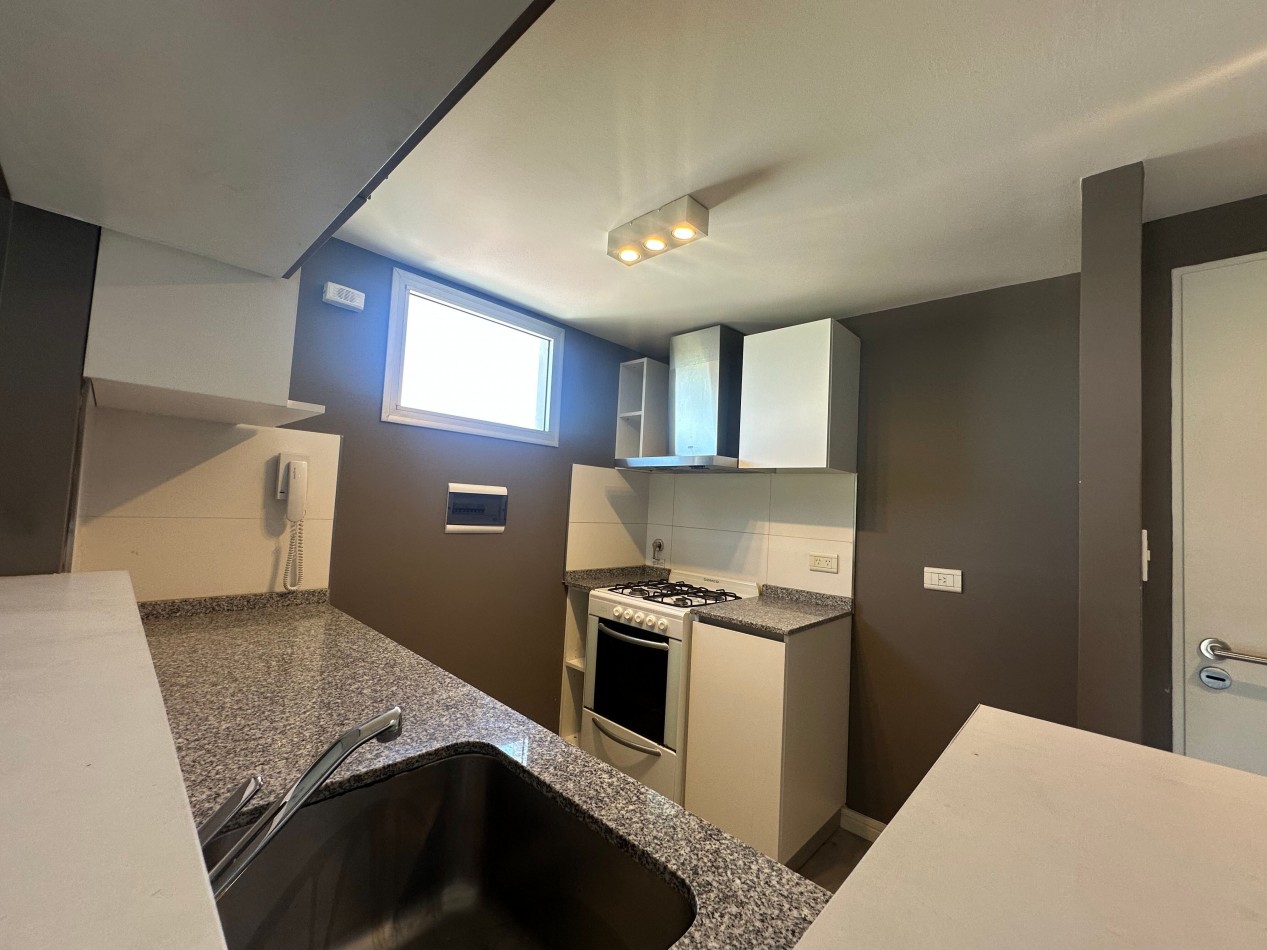 Hermoso departamento de dos ambientes en piso alto lomas de zamora