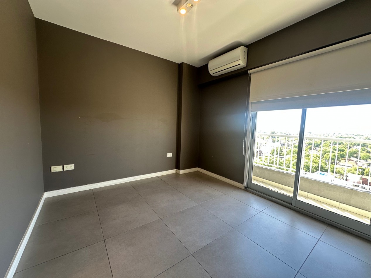 Hermoso departamento de dos ambientes en piso alto lomas de zamora