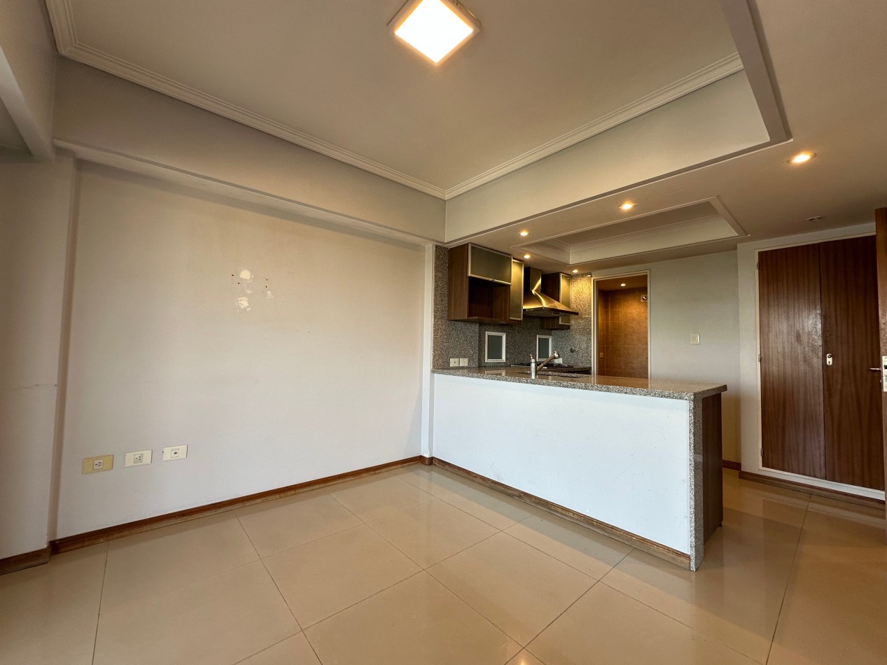hermoso piso en las lomitas 4 ambientes con cochera