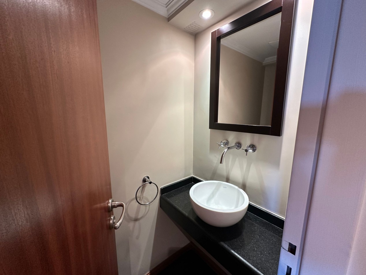 hermoso piso en las lomitas 4 ambientes con cochera