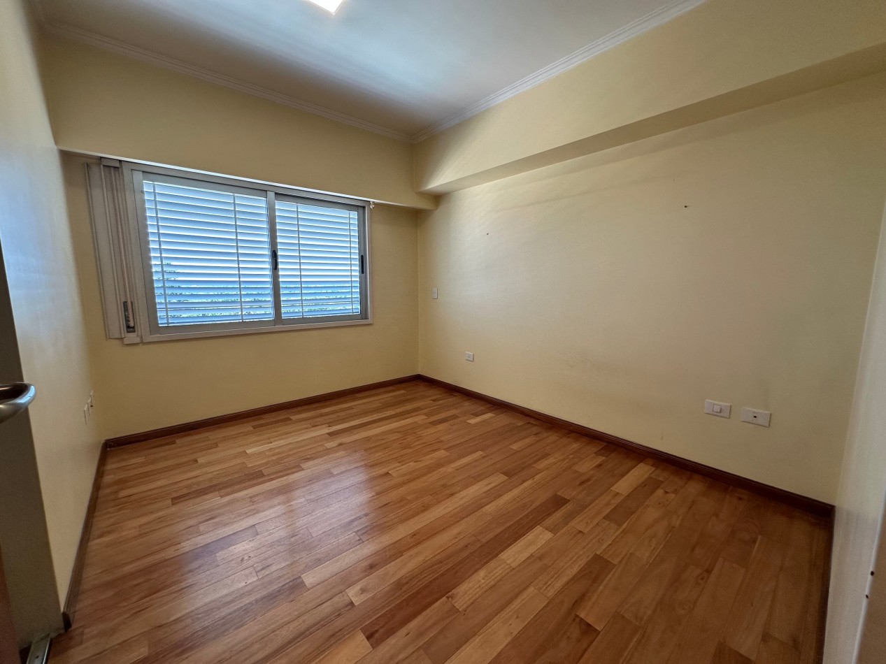 hermoso piso en las lomitas 4 ambientes con cochera