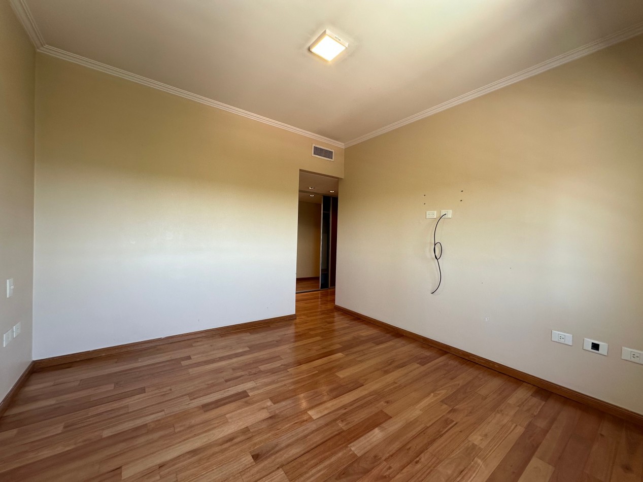 hermoso piso en las lomitas 4 ambientes con cochera