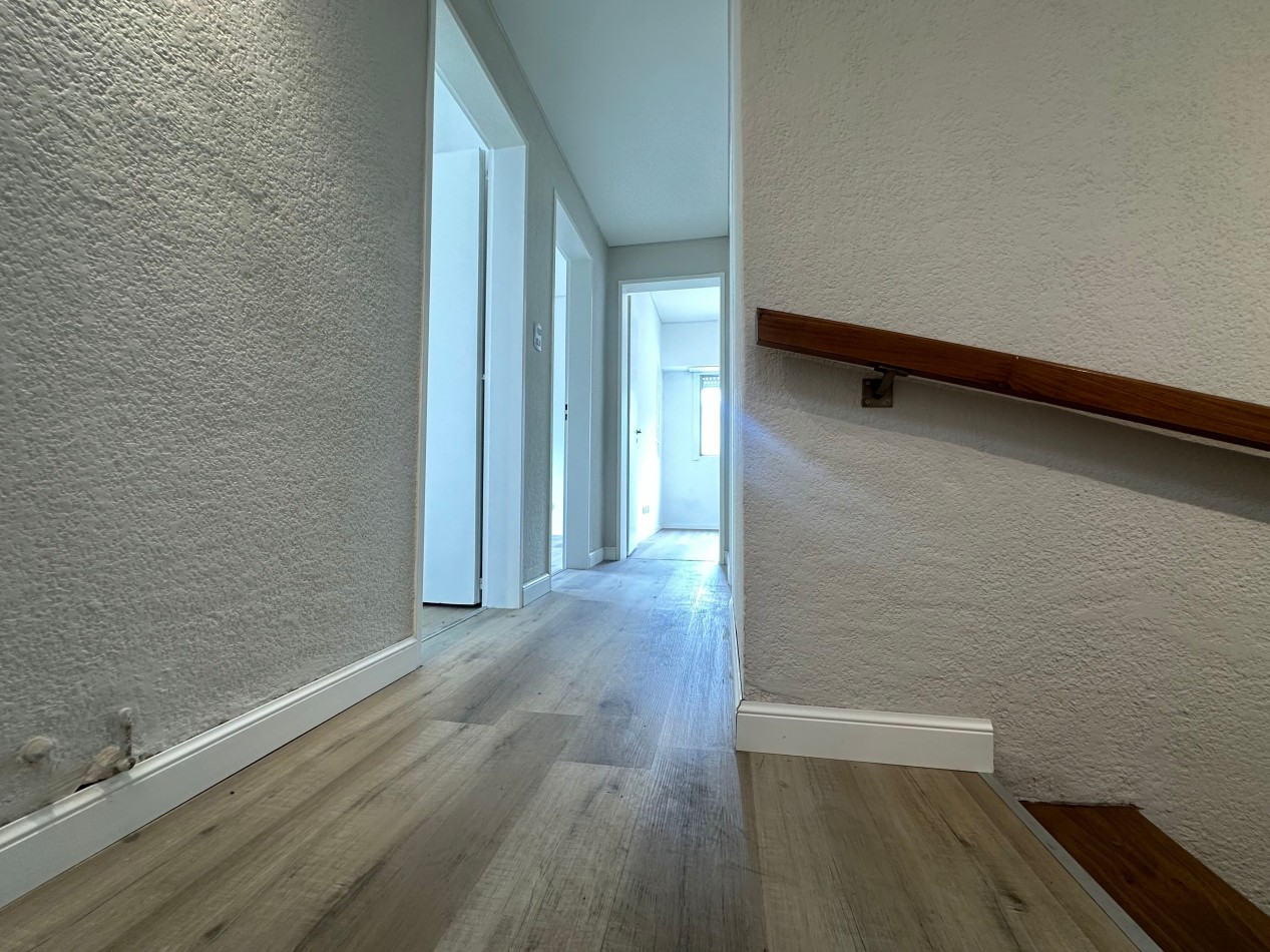 Casa tipo PH en venta - Esquina Manuel Castro y Pereyra Lucena, Lomas de Zamora