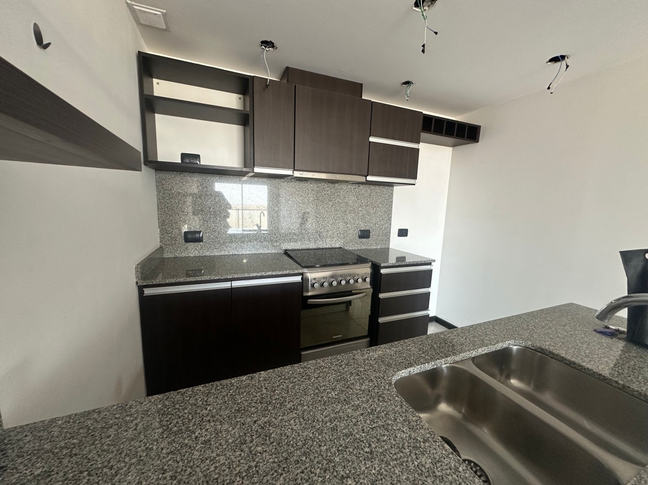 Alquiler 3 ambientes con cochera y amenities - Piso alto - Remedios de Escalada
