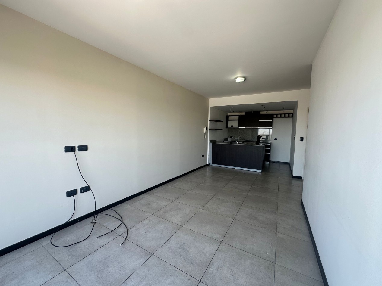 Alquiler 3 ambientes con cochera y amenities - Piso alto - Remedios de Escalada