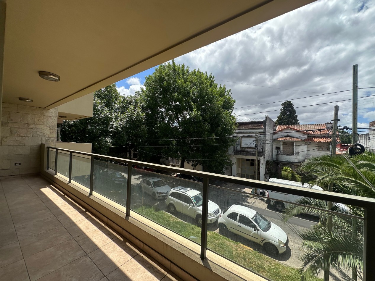 DepTO 4 amb/con cochera y terraza lomas de zamora