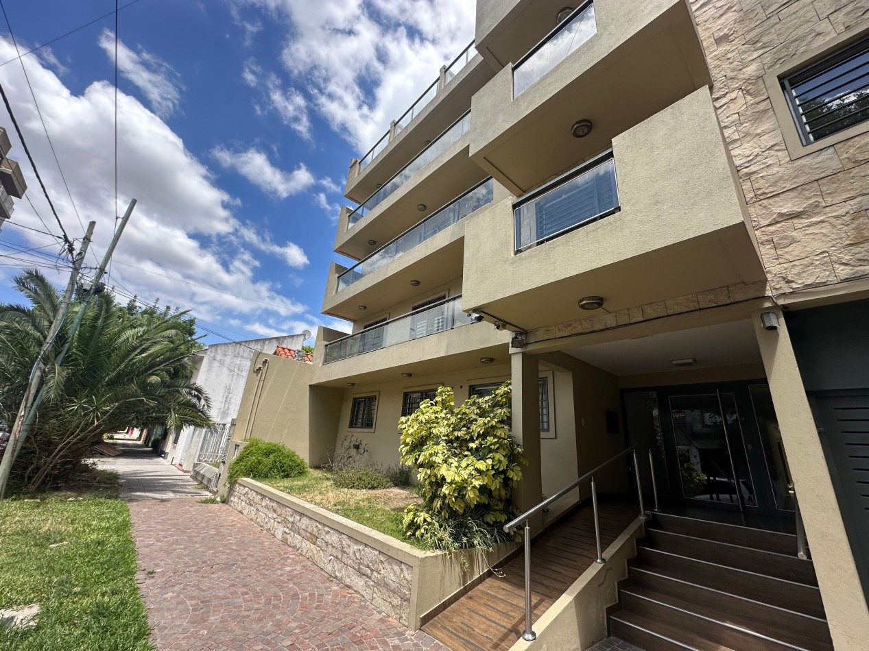 DepTO 4 amb/con cochera y terraza lomas de zamora
