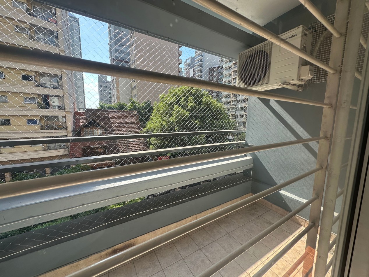Hermoso depto 2 amb al frente centrico Sarmiento 230