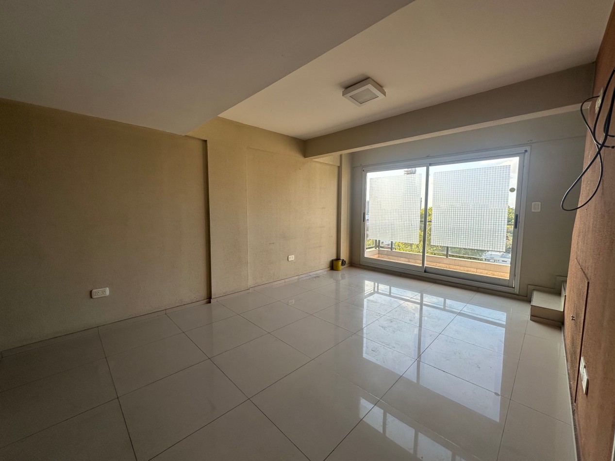 ALQUILER  DEPTO 2 AMBIENTES TIPO LOFT CON TERRAZA LOMAS PORTELA AL 200