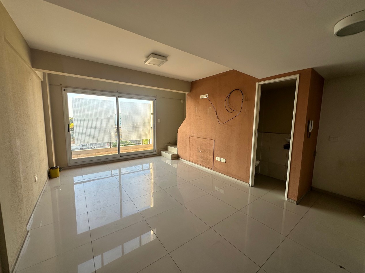 ALQUILER  DEPTO 2 AMBIENTES TIPO LOFT CON TERRAZA LOMAS PORTELA AL 200