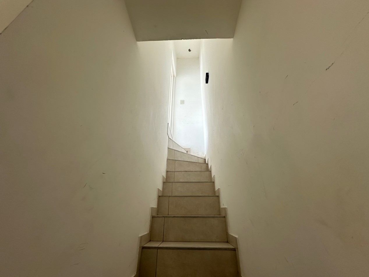 2 ambientes en dos plantas/ Con terraza,Balcon  y cochera