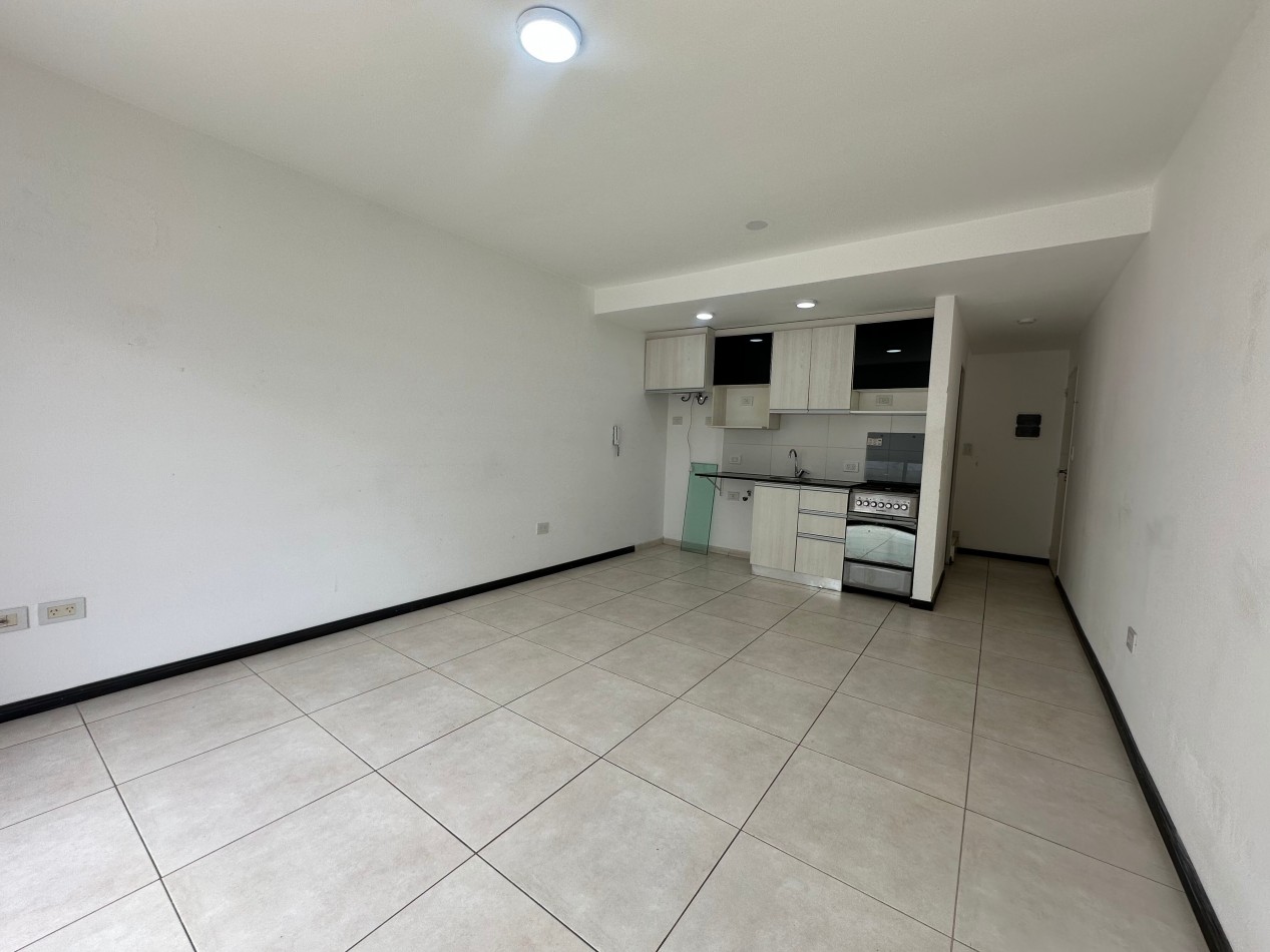 2 ambientes en dos plantas/ Con terraza,Balcon  y cochera