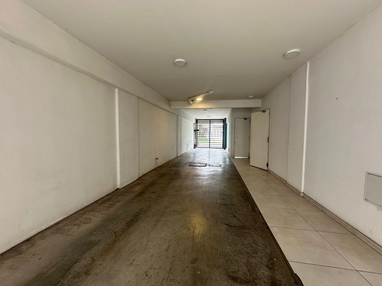 2 ambientes en dos plantas/ Con terraza,Balcon  y cochera