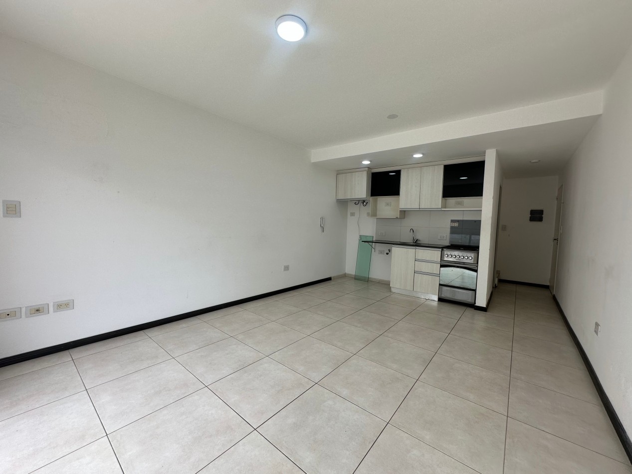 2 ambientes en dos plantas/ Con terraza,Balcon  y cochera