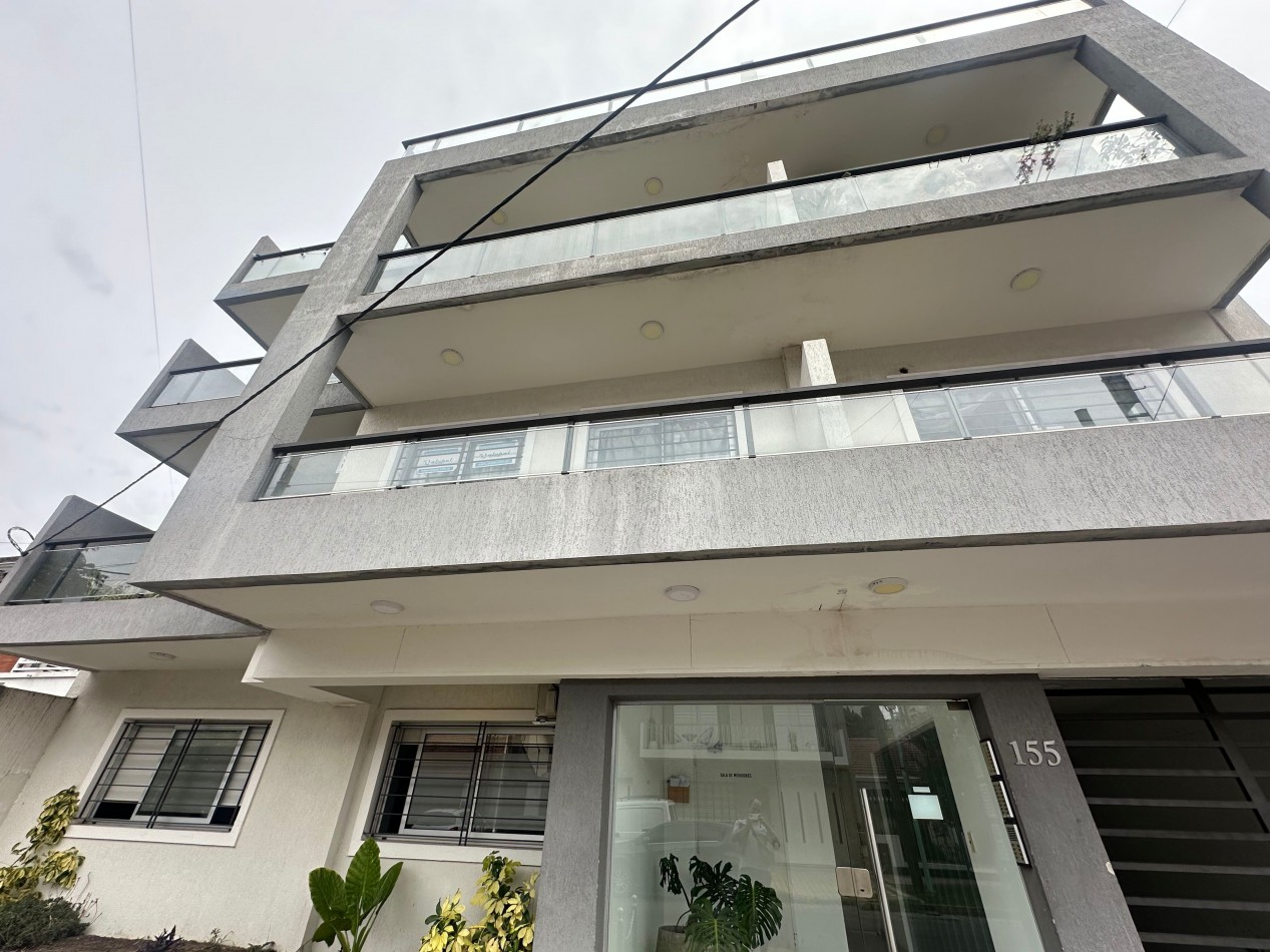 2 ambientes en dos plantas/ Con terraza,Balcon  y cochera