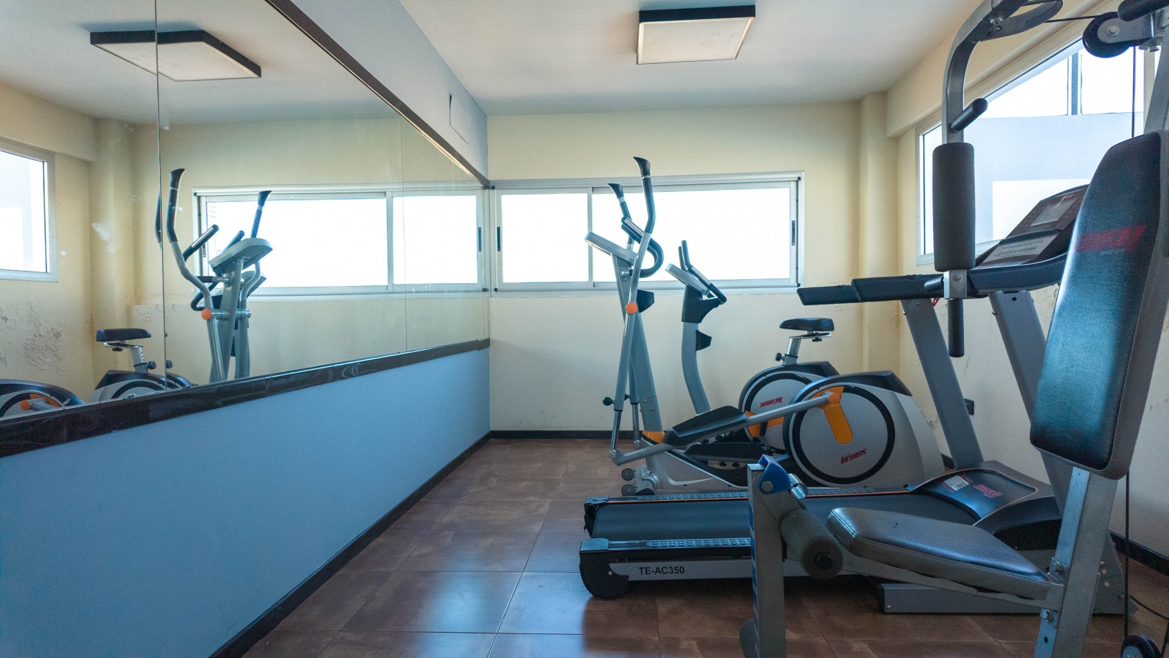 VENTA 3 ambientes con cochera y amenities - Piso MEDIO - Remedios de Escalada