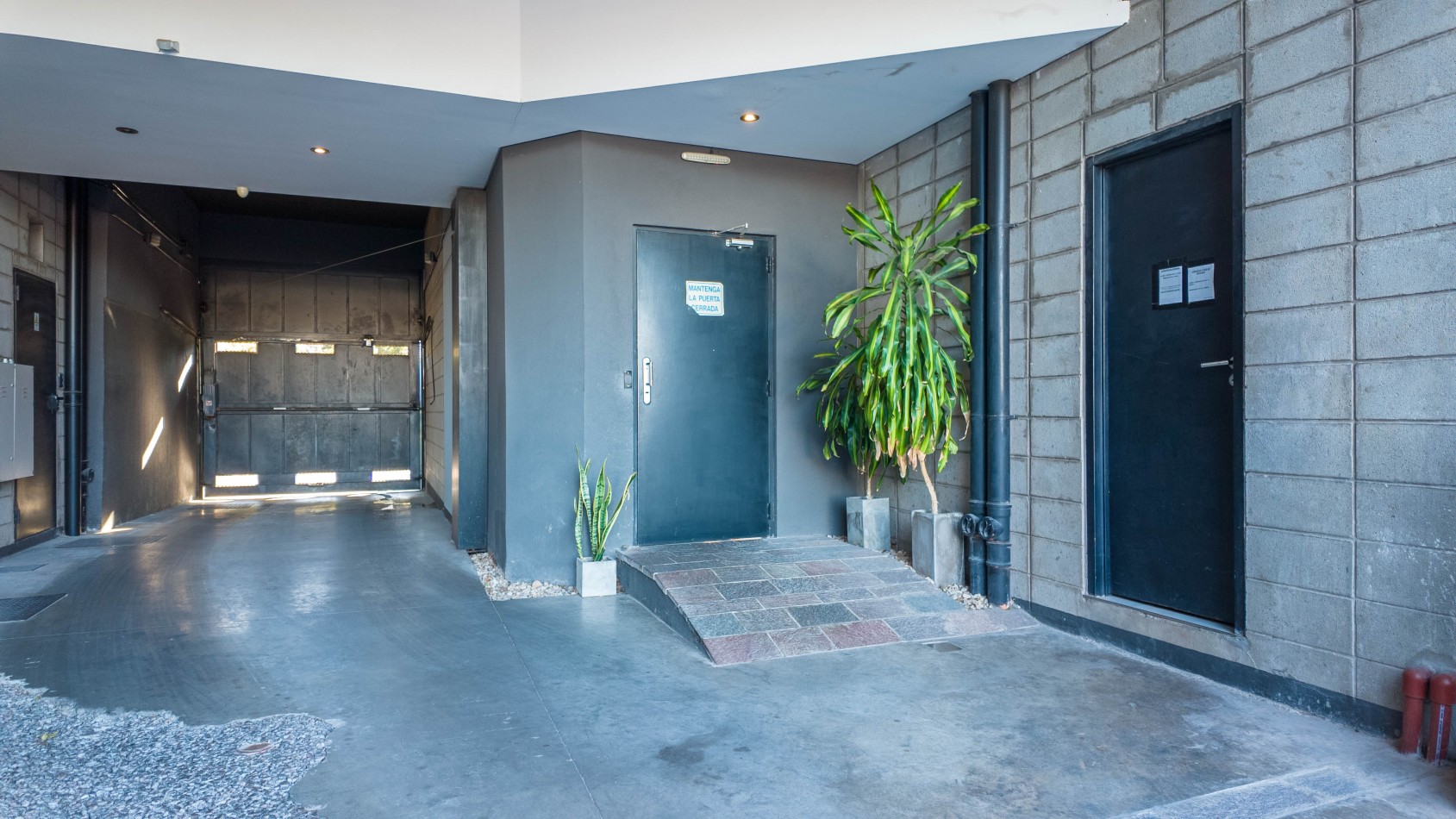 VENTA 3 ambientes con cochera y amenities - Piso MEDIO - Remedios de Escalada